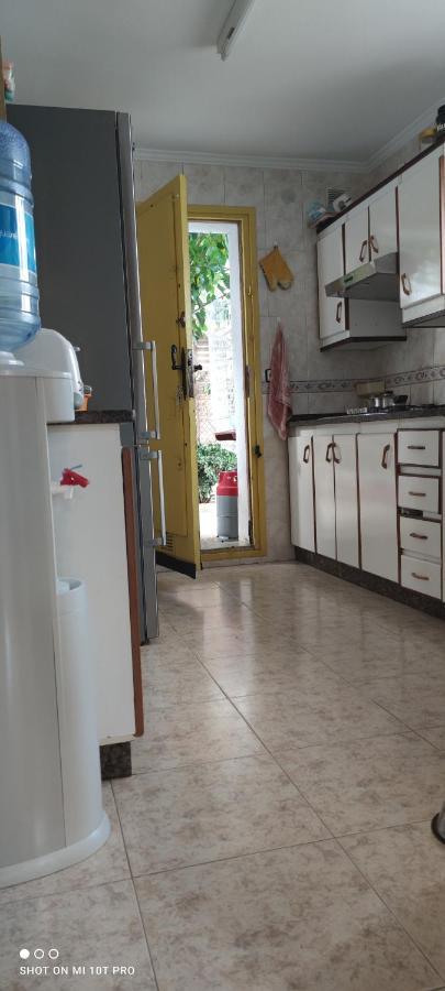 Rooms Pineda Пинеда-де-Мар Экстерьер фото