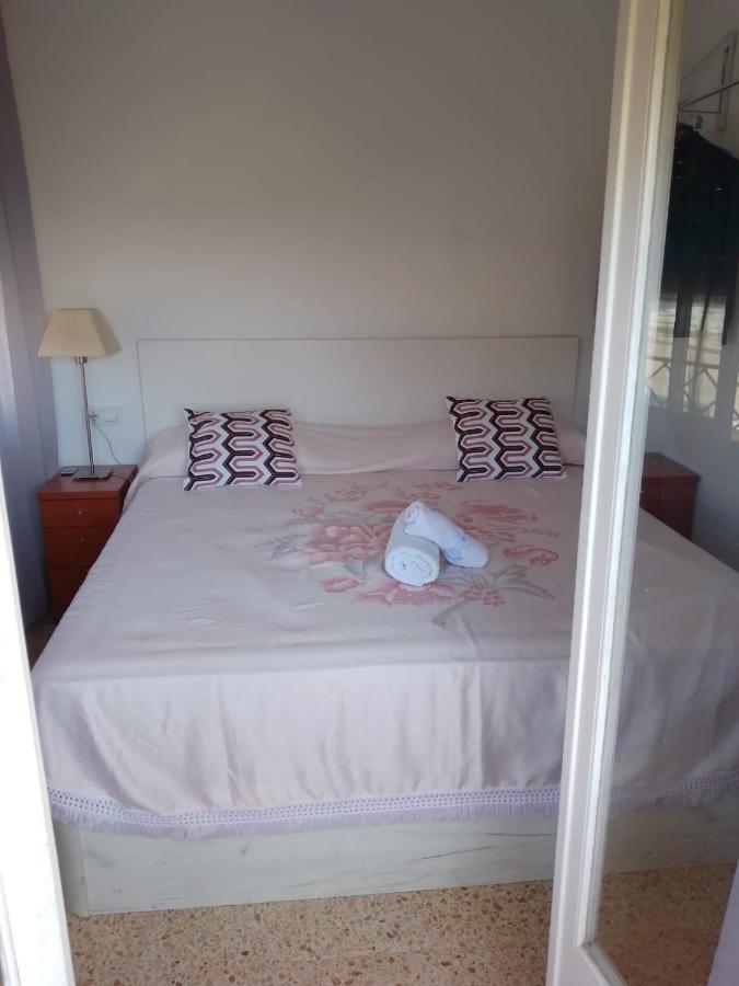 Rooms Pineda Пинеда-де-Мар Экстерьер фото