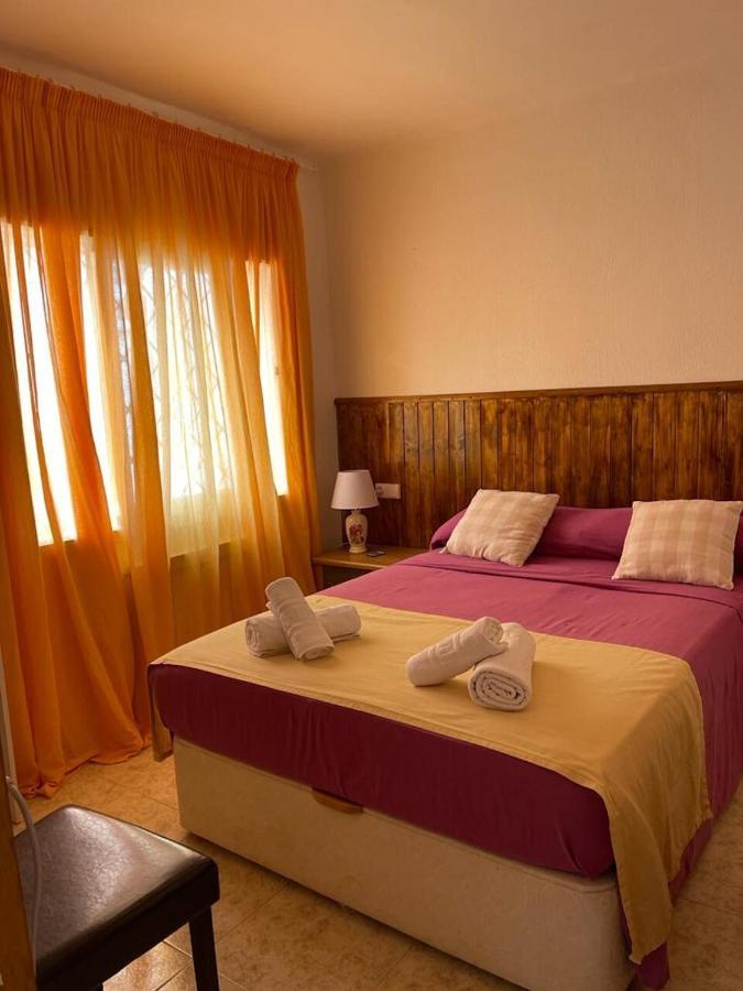 Rooms Pineda Пинеда-де-Мар Экстерьер фото