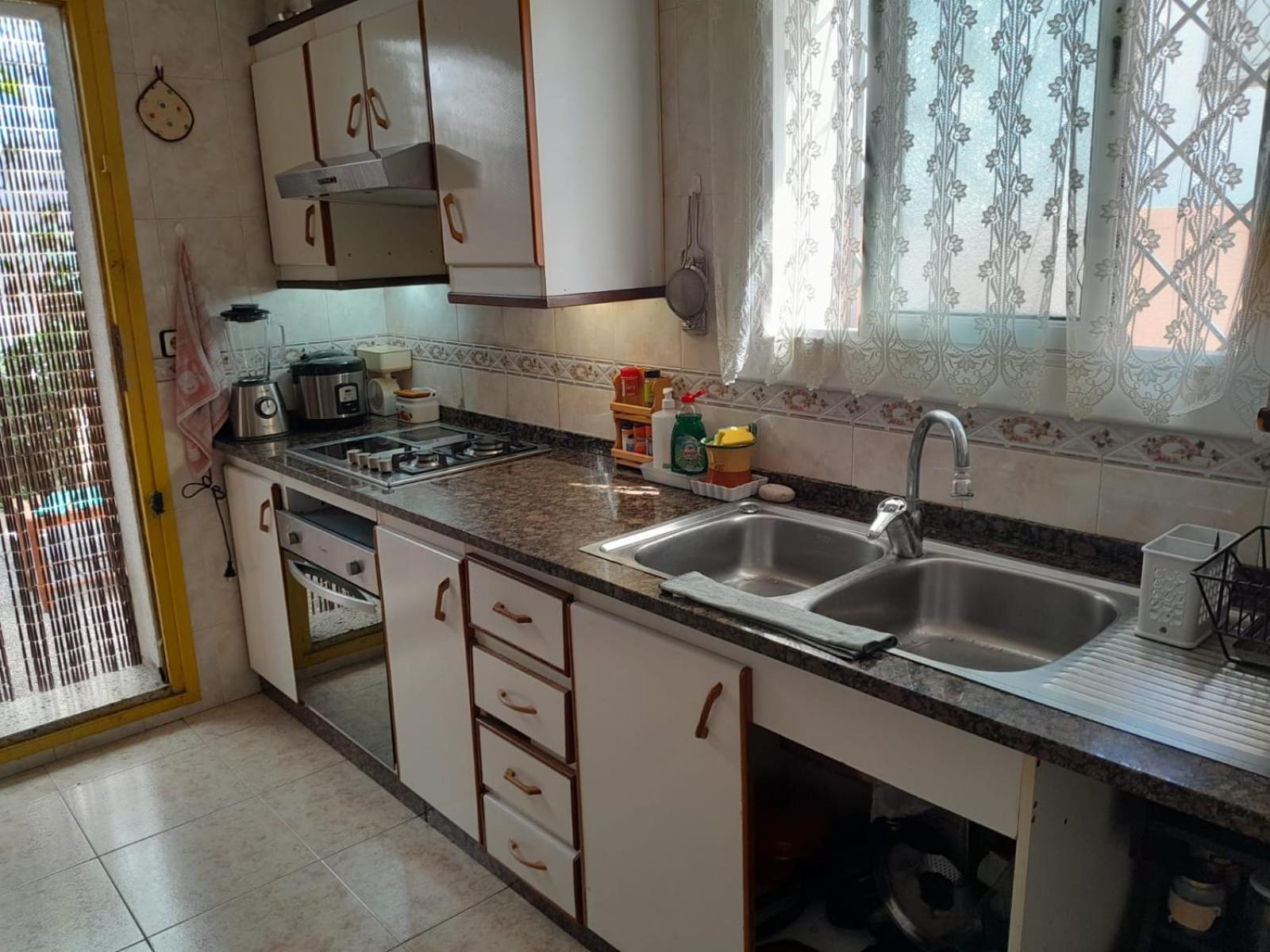 Rooms Pineda Пинеда-де-Мар Экстерьер фото