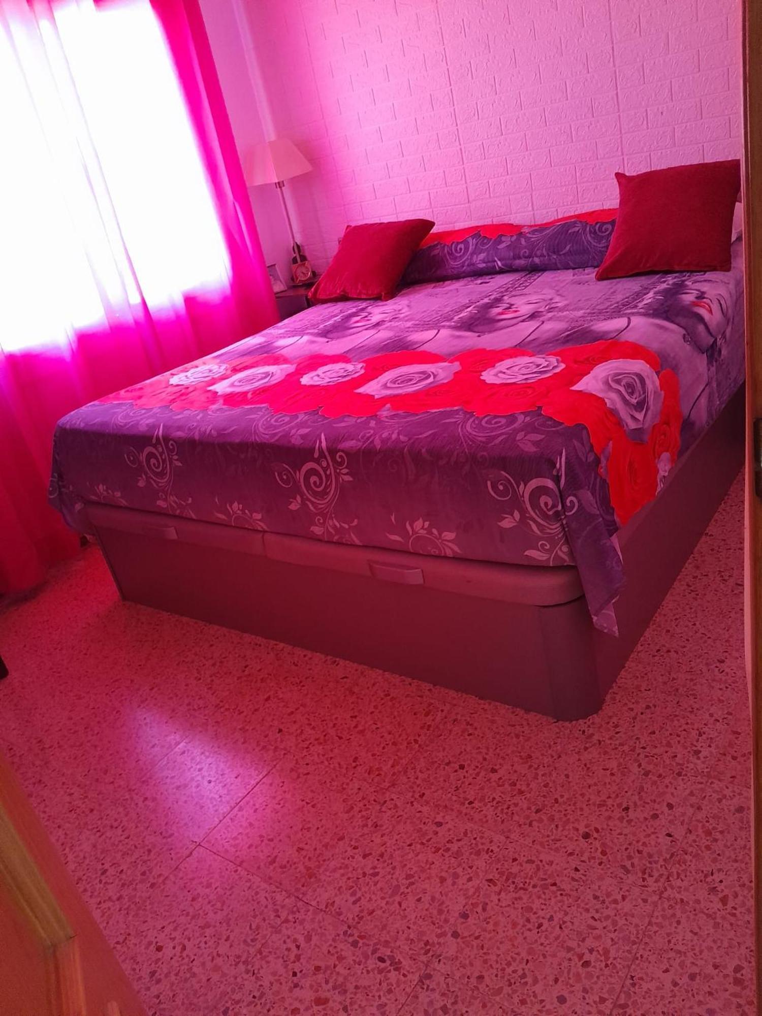 Rooms Pineda Пинеда-де-Мар Экстерьер фото